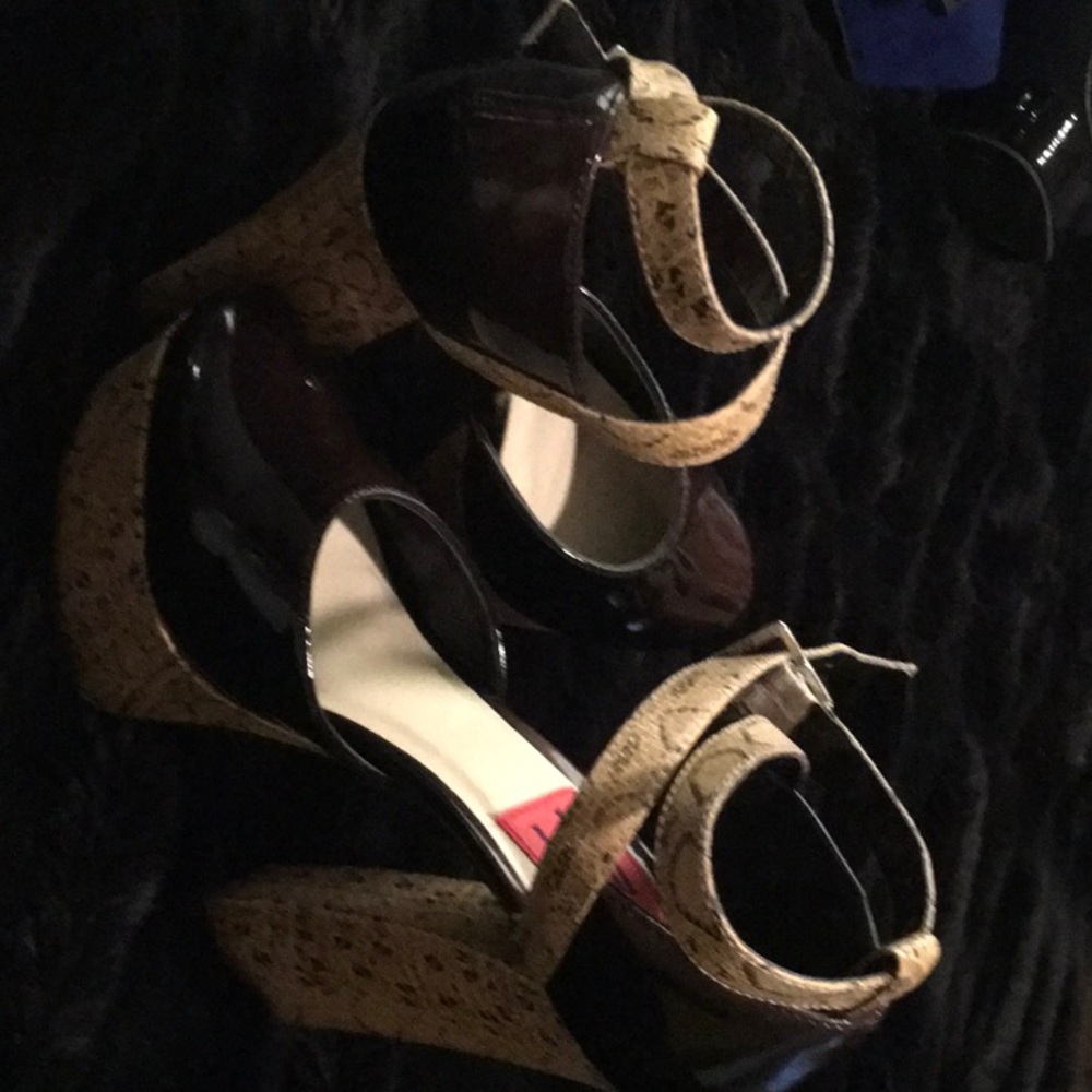 Shoes - Picture 2 of 2